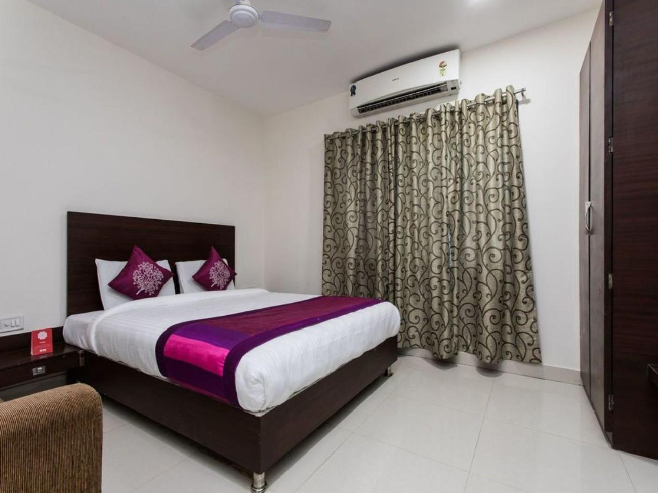 Hotel Maheshwari Avenue Ujjain Bagian luar foto